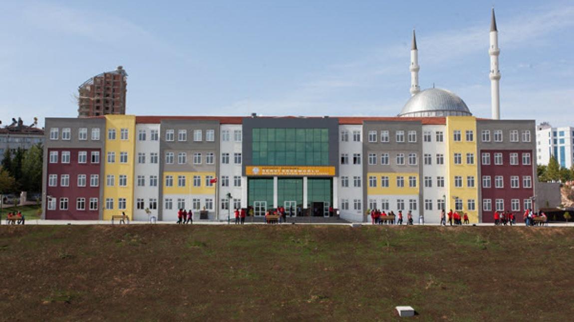Servi Erdemoğlu Mesleki ve Teknik Anadolu Lisesi Fotoğrafı